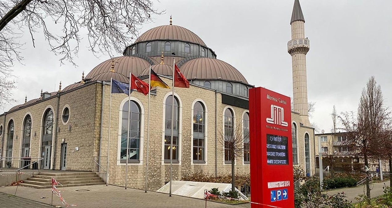 Almanya’da iki camiye tehdit içerikli mektup